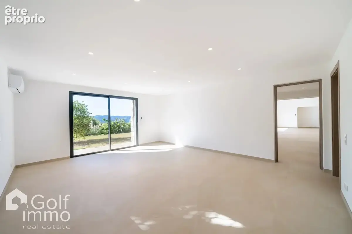 Villa de charme en pierre  plain-pied  300 m² 7000 m² du terrain  Piscine balinaise - photo 14