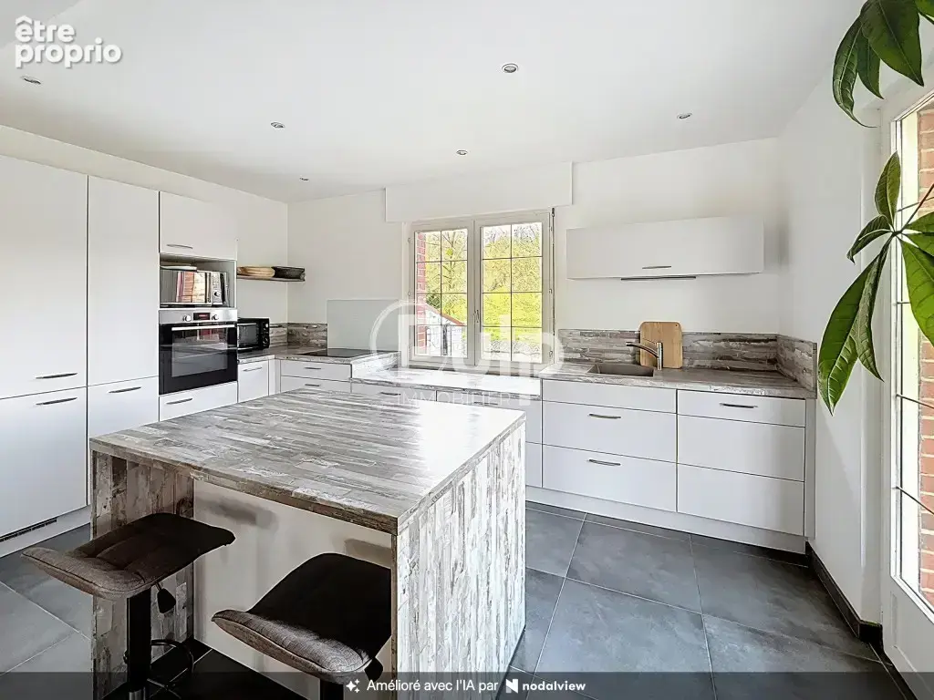 Maison semi plain-pied avec dépendance et terrain - photo 9