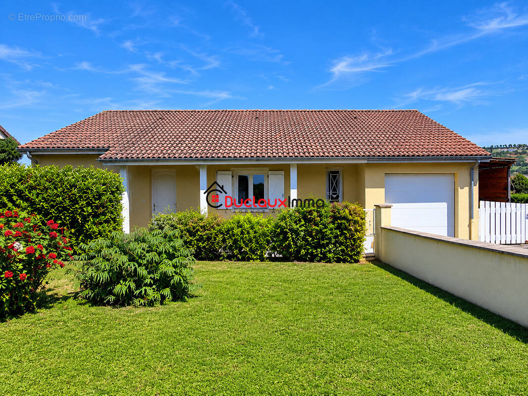 Maison à ARPAJON-SUR-CERE