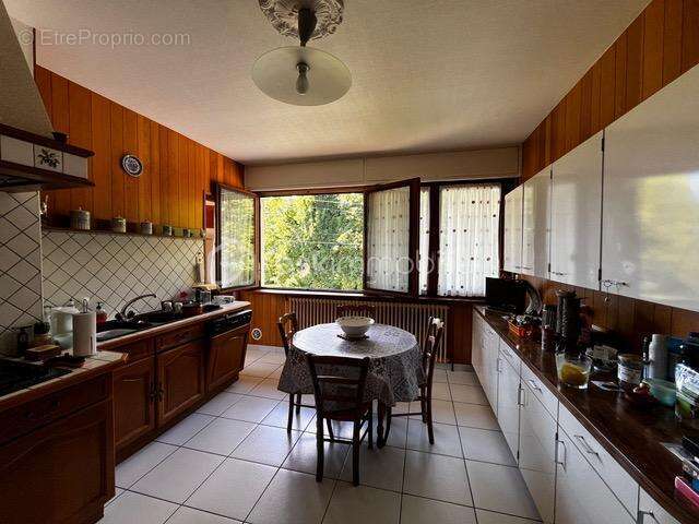 Belle maison d'architecte dans cadre privilégié sur terrain de 2000M2 - photo 11