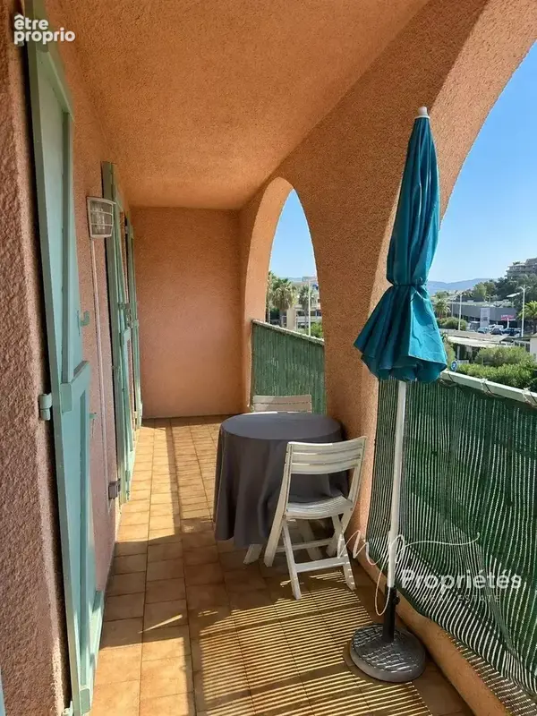 A vendre à Cavalaire-sur-Mer – Appartement 3 Pièces avec Box fermé proche plage et commodités - photo 10