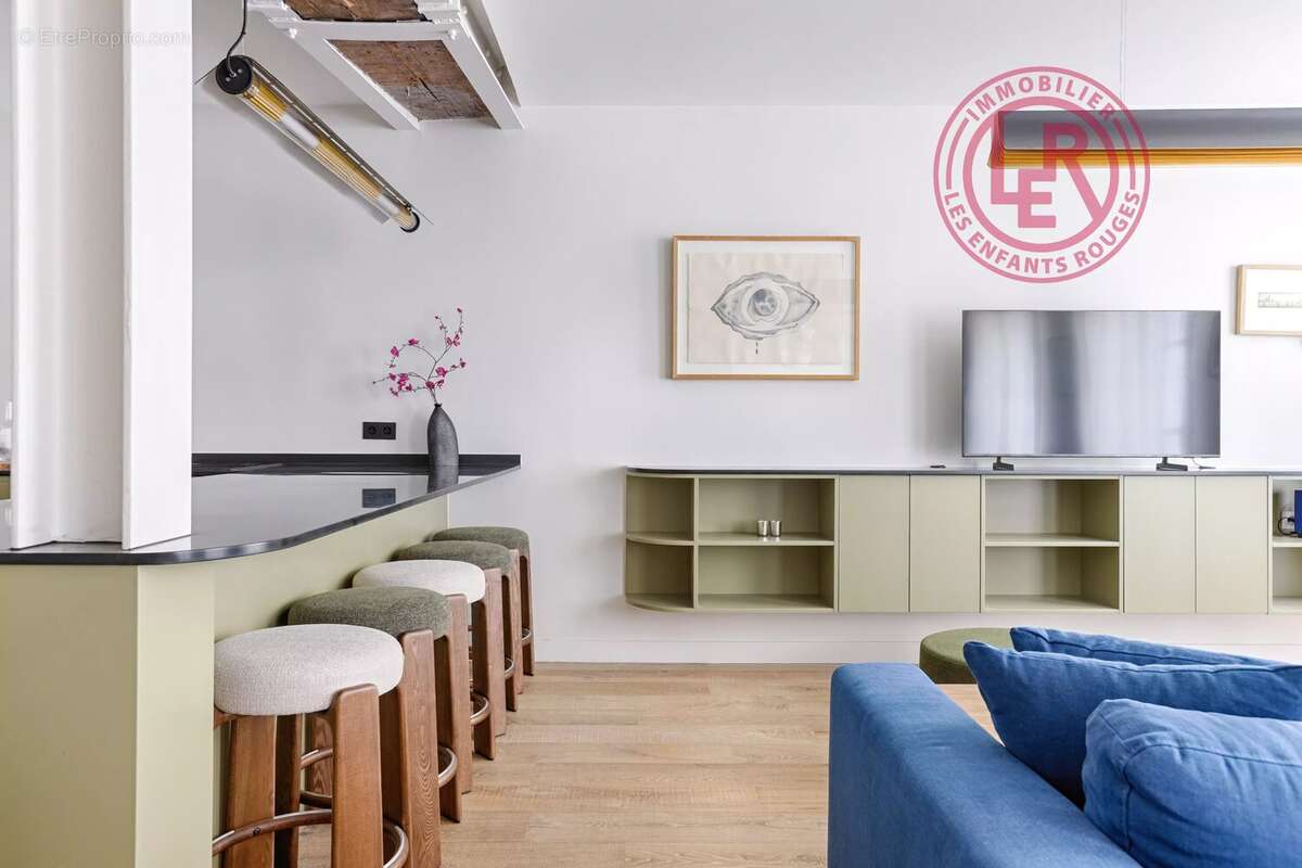 Appartement à PARIS-3E
