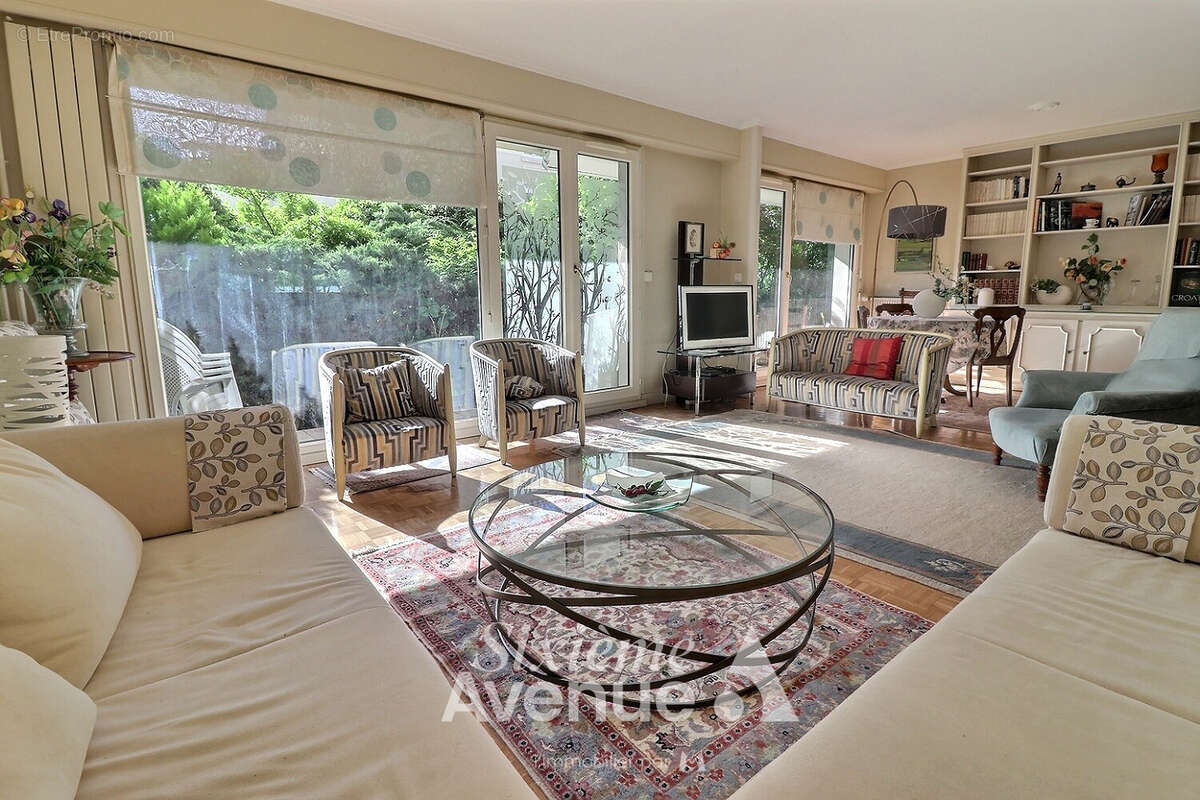 Appartement à CHAVILLE