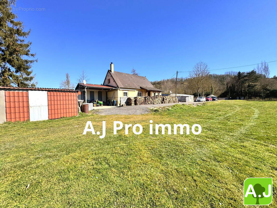 Maison à EZY-SUR-EURE