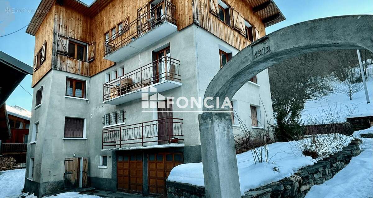 Appartement à BOURG-SAINT-MAURICE