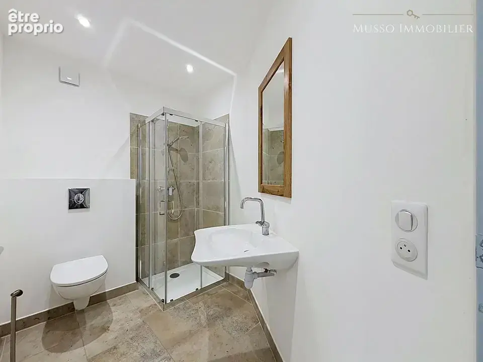 Commerce 120 m² à vendre à Orange (84100) - photo 9