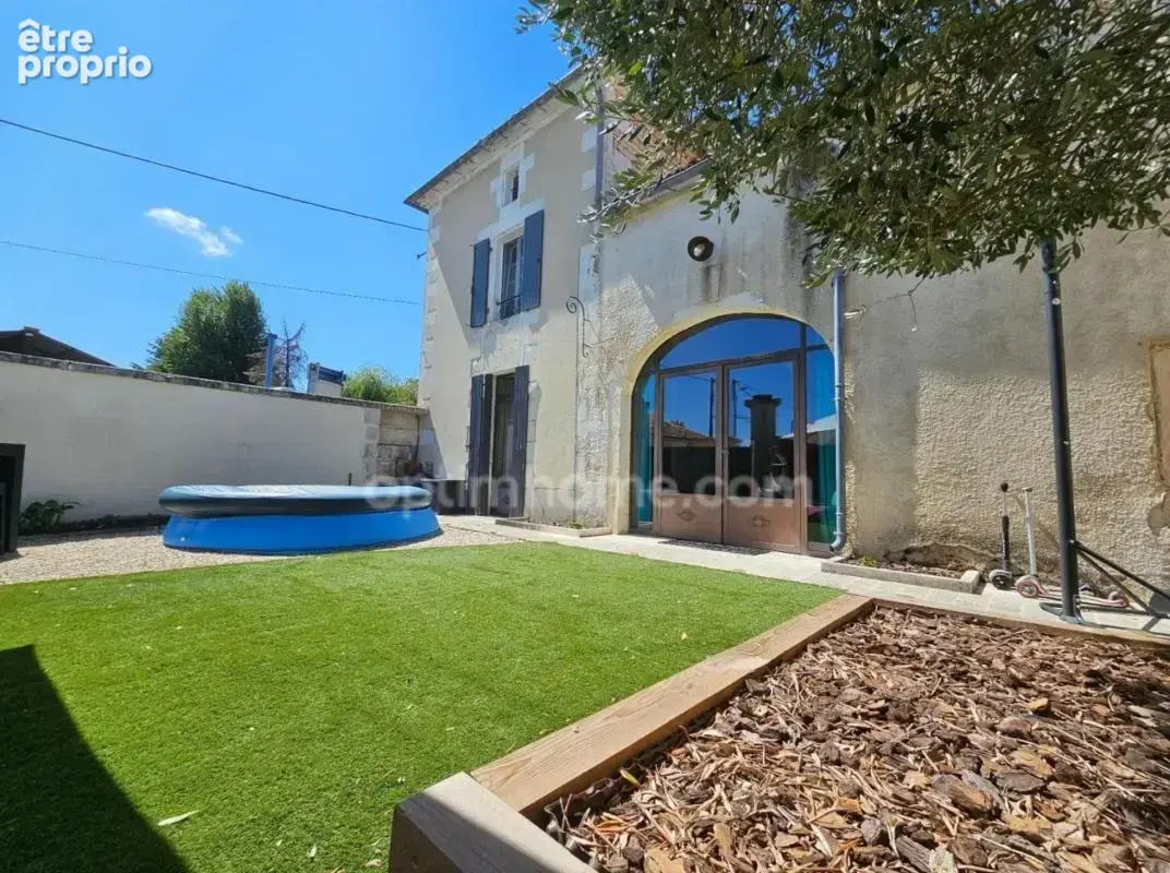 Maison de caractère rénovée (264 m²) – 5 Chambres et bureaux Charme, volumes et confort HIERSAC (16) - photo 14