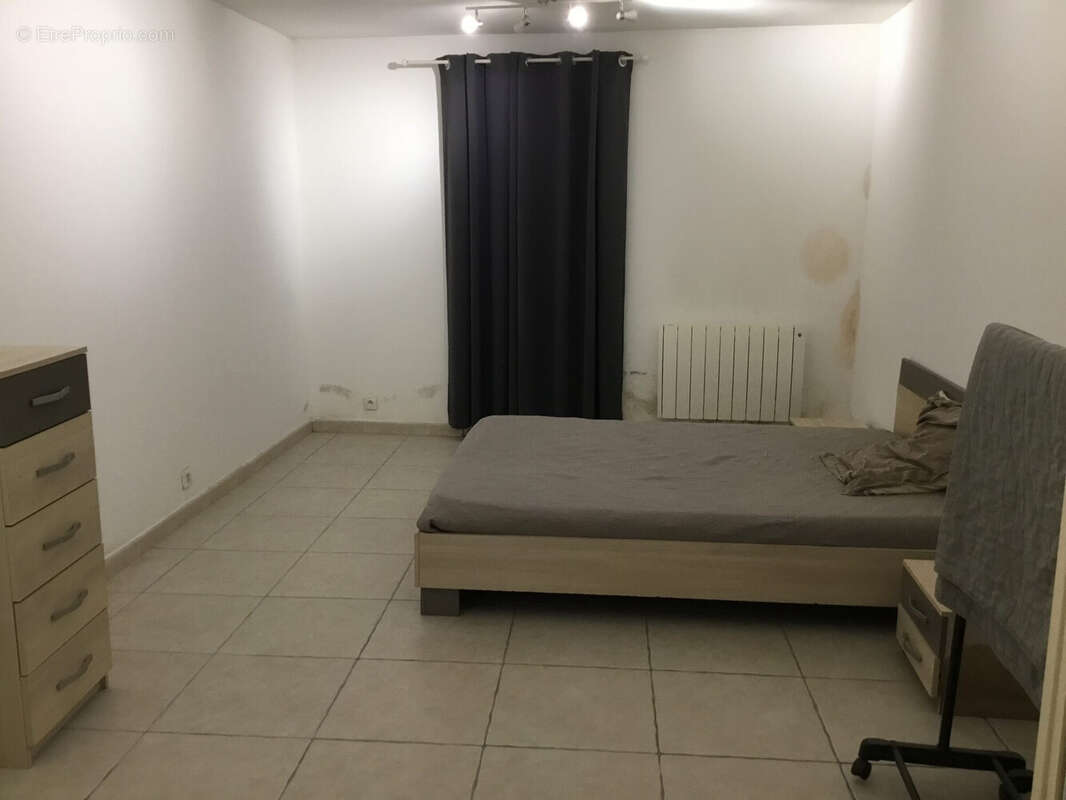 Appartement à TOURVES