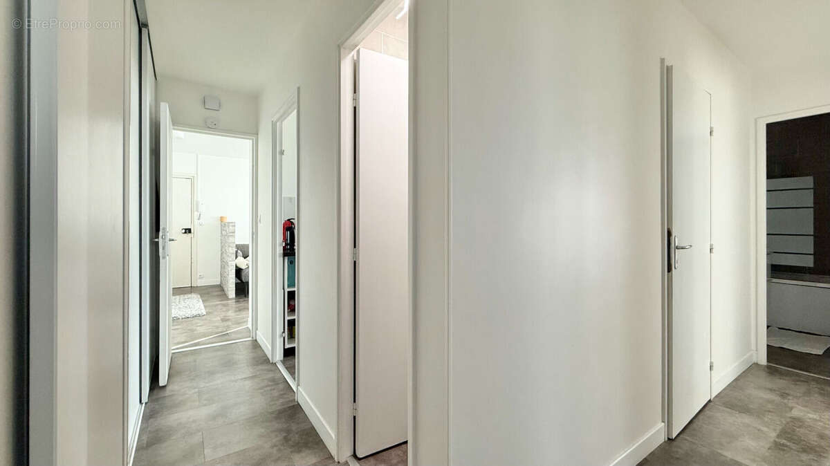 Appartement à CORBEIL-ESSONNES