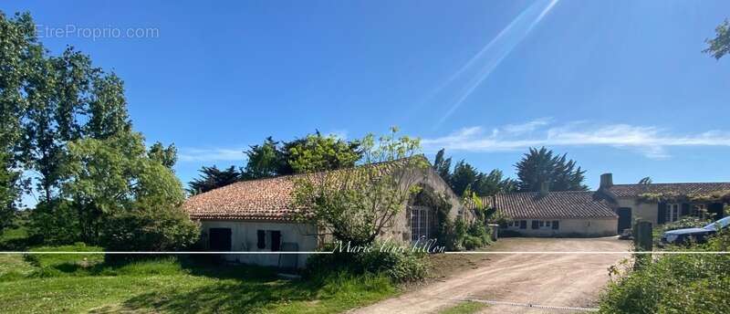 Maison à SAINT-URBAIN