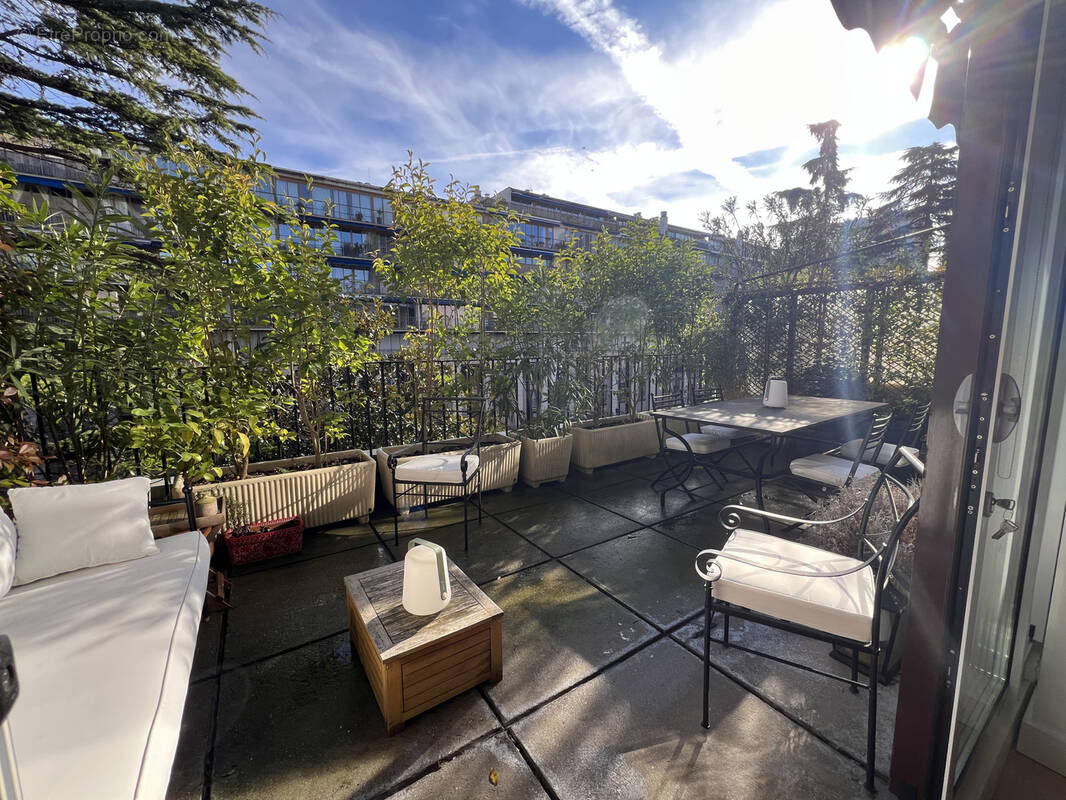 Appartement à BOULOGNE-BILLANCOURT