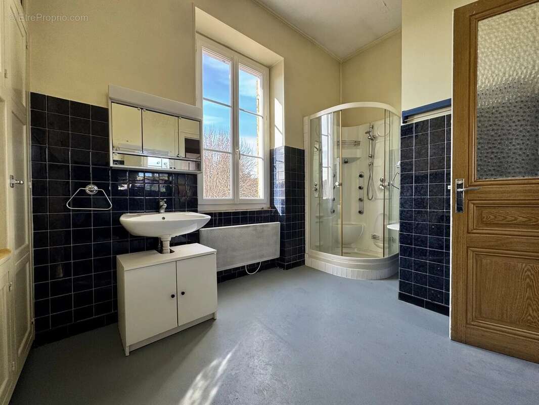 Appartement à SOUCIEU-EN-JARREST