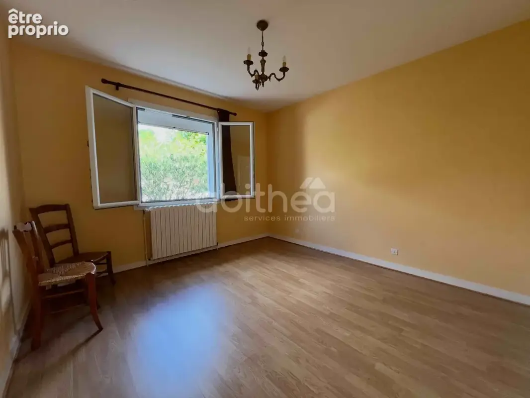 Maison spacieuse et fonctionnelle sur sous-sol avec Terrain clos de 700 m2 - photo 8