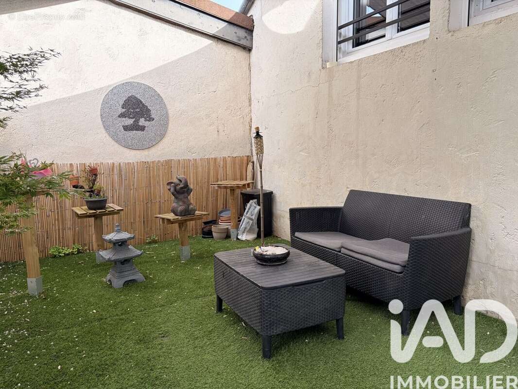 Photo 2 - Maison à LA TOUR-DU-PIN