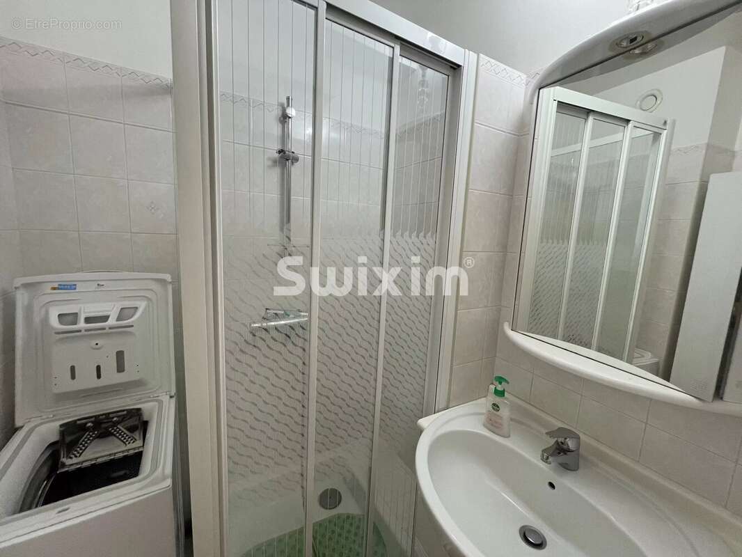Studio cabine en rez de jardin + parking + cave - photo 12