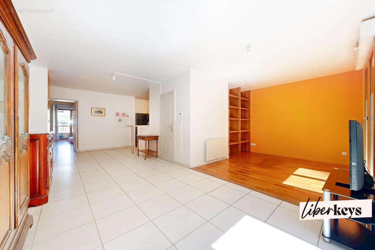 Appartement à CHAMPAGNE-AU-MONT-D'OR