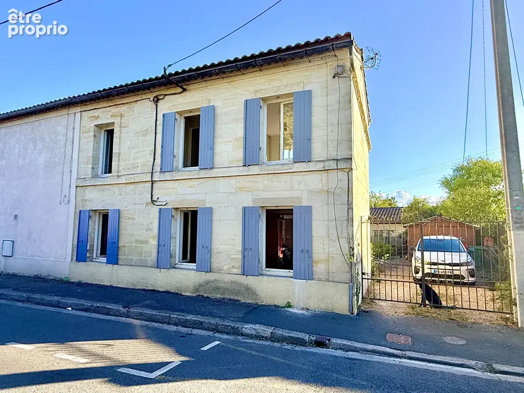 Maison en pierre en plein centre ville - photo 4