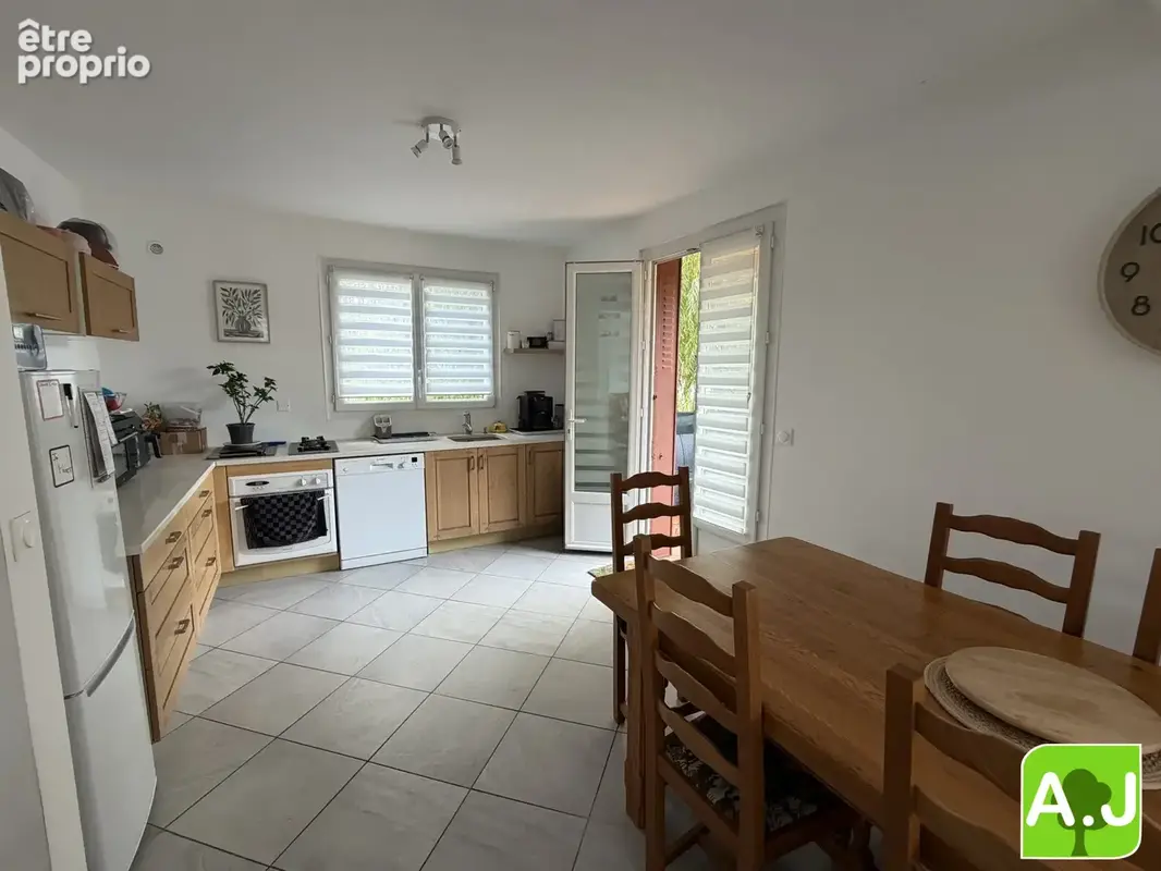 Maison 5 pièces 97 m² à vendre à Anet (28260) - photo 4
