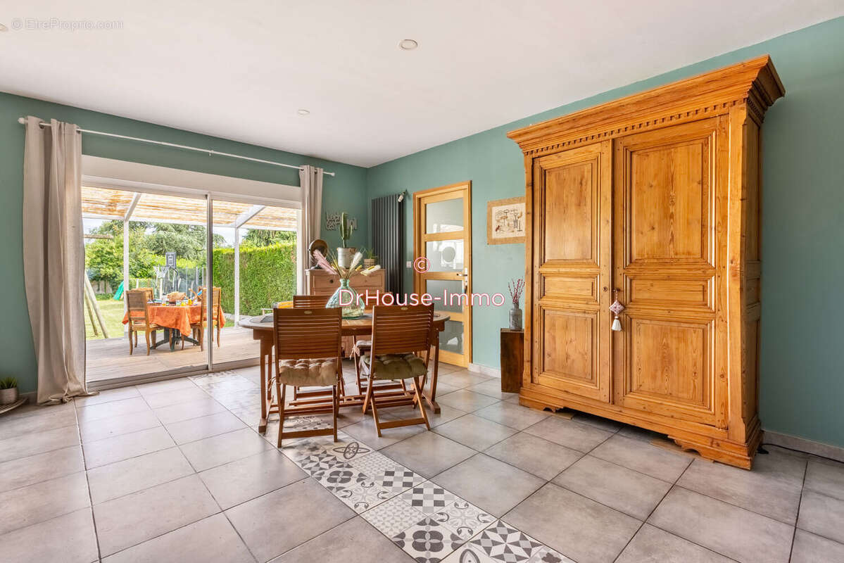 Maison à MONCHEAUX