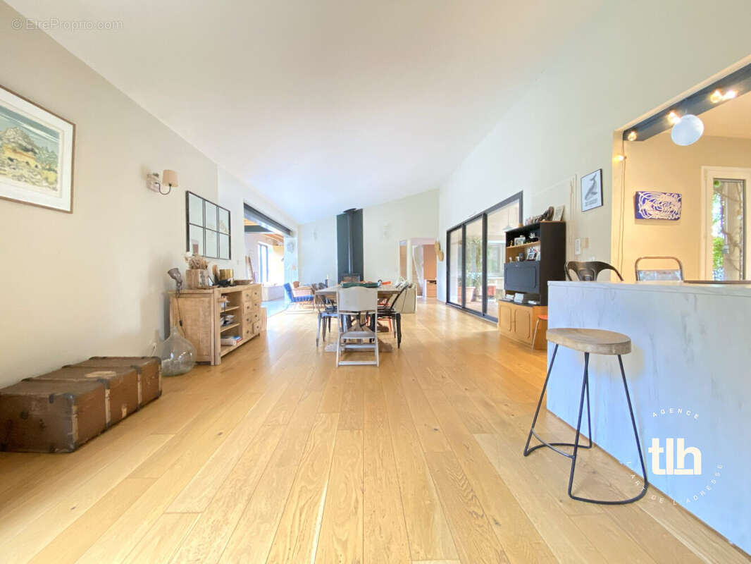 Maison à SAINT-JEAN-DE-CUCULLES