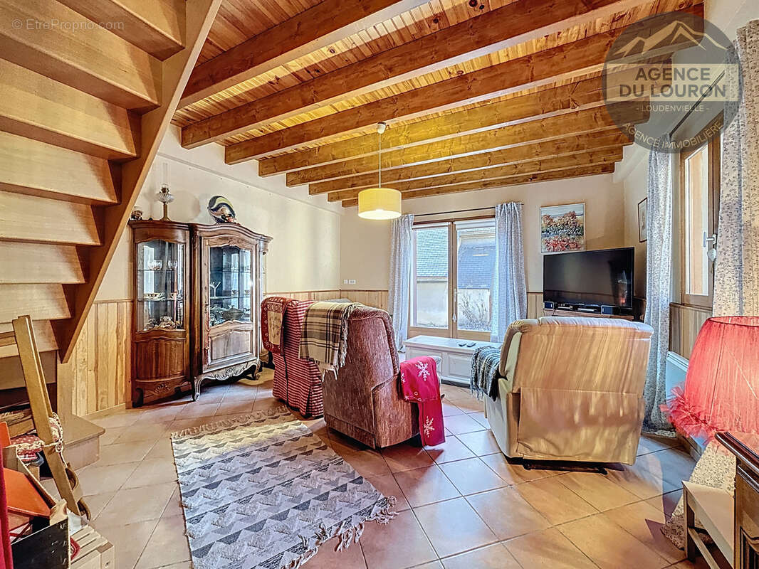 Maison à GENOS