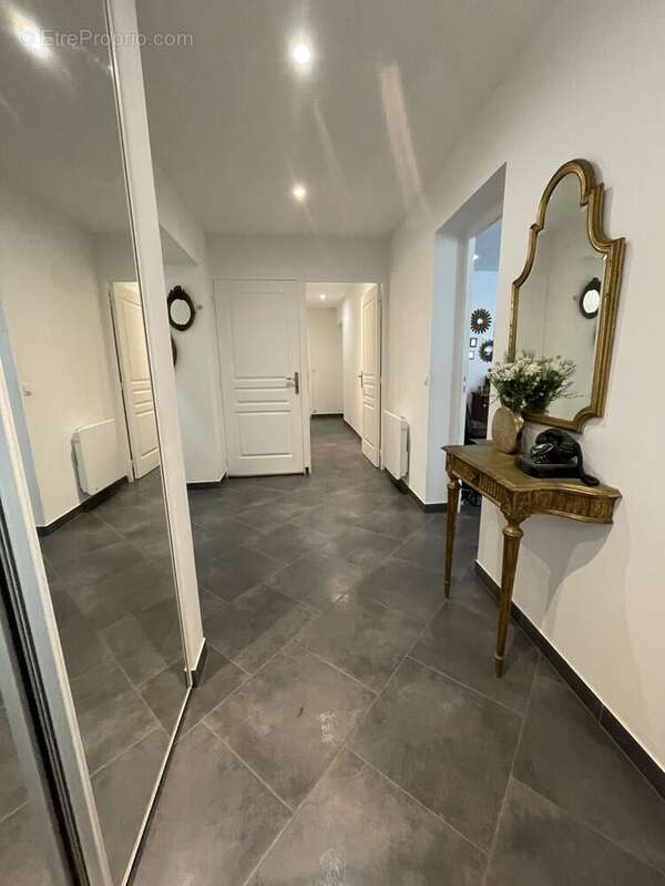 Maison 215 m² à Marly-Gomont  - photo 4
