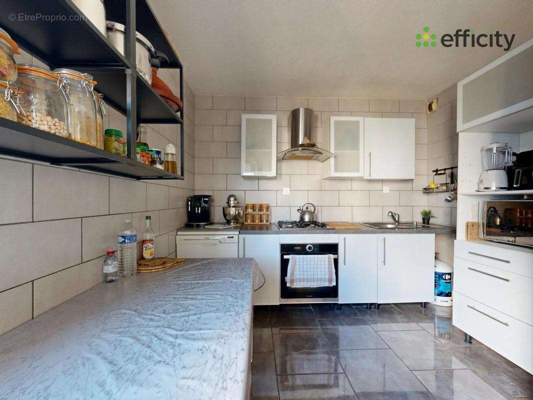 Appartement à VILLEFONTAINE