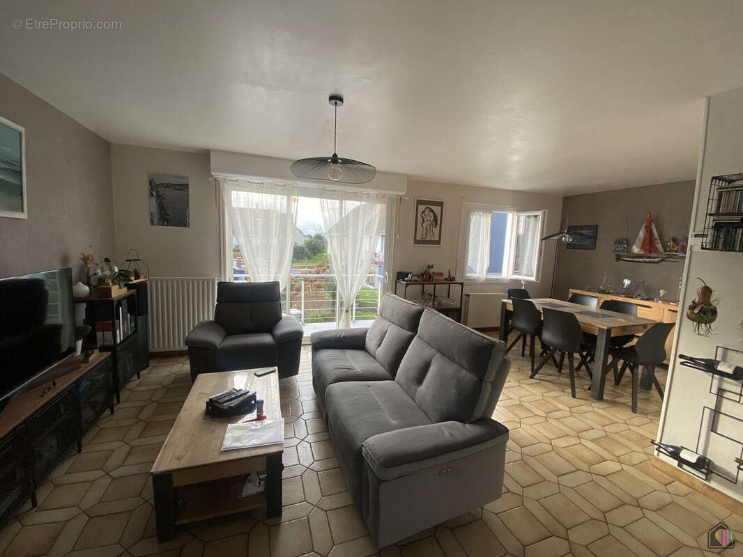 Maison à SAINT-LEONARD