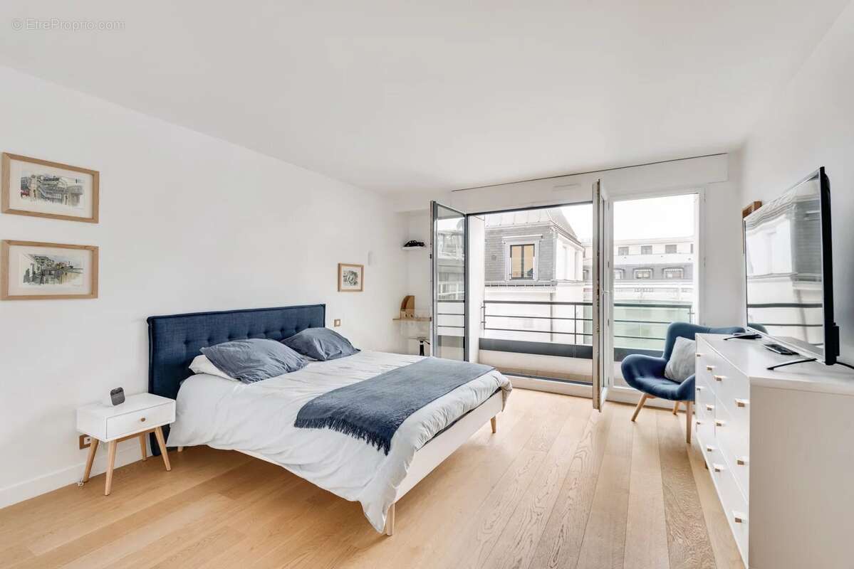 Paris 8 - rue du Fg Saint Honoré / Matignon - idéal pied à terre - photo 8