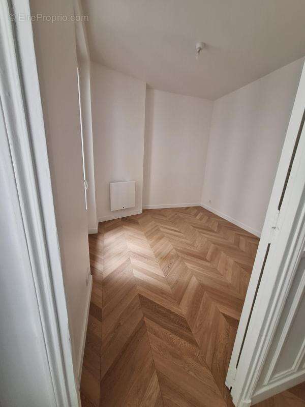 Appartement à PARIS-6E