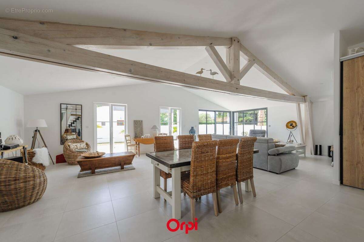 Maison à SAINTE-MARIE-DE-RE