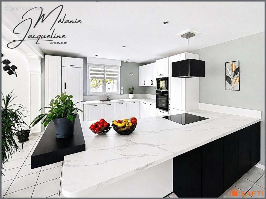 Maison 232 m² à Emieville  - photo 5