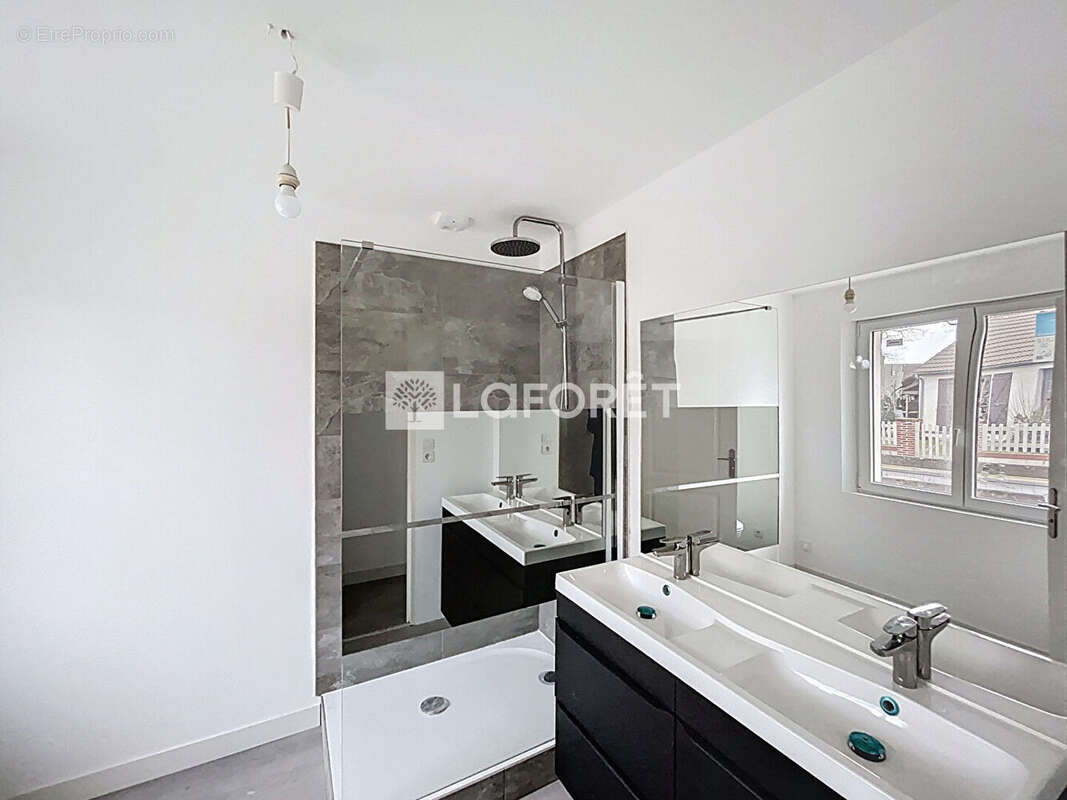 Maison à LA FERTE-SAINT-AUBIN