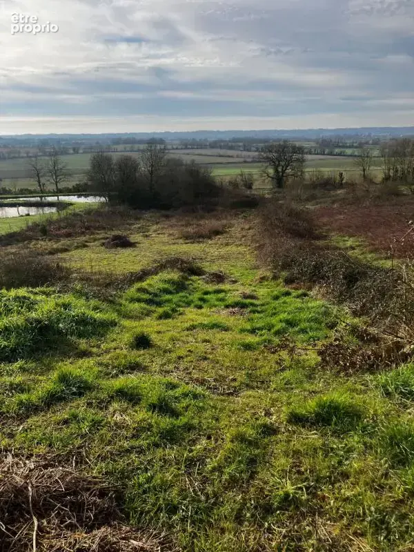 Terrain constructible de 2069 m² en campagne - photo 4