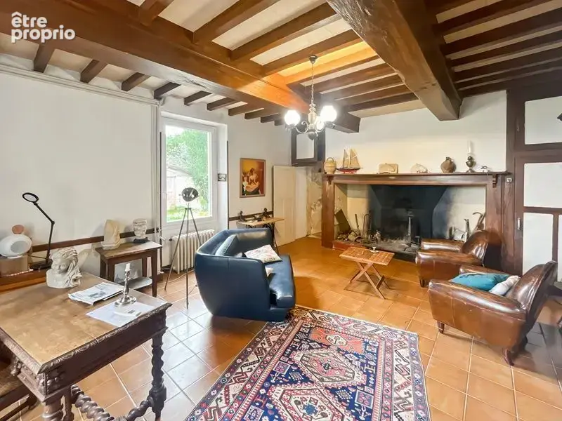 En campagne, sur le canton de LECTOURE, maison ancienne rénovée sur 230 m² habitables, terrain autour et dépendances - photo 7