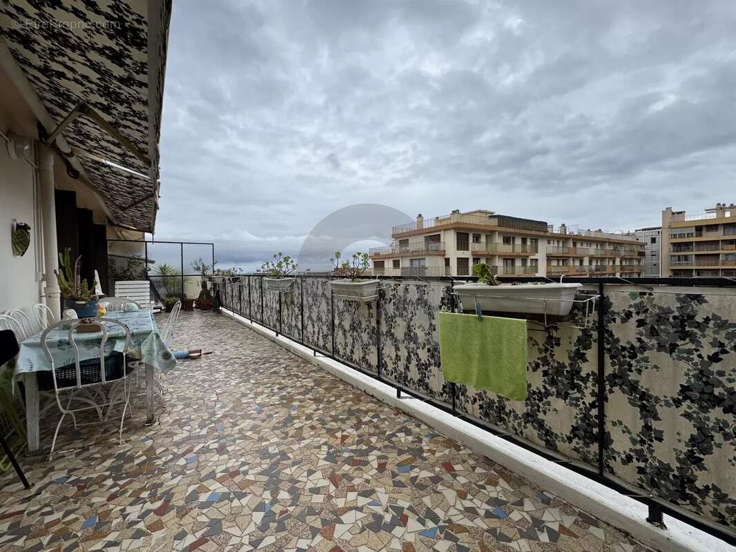 Appartement à ROQUEBRUNE-CAP-MARTIN