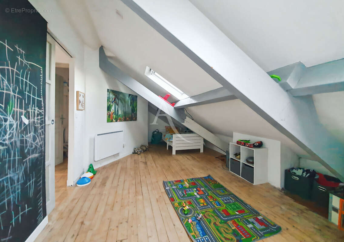 Maison à HARDRICOURT