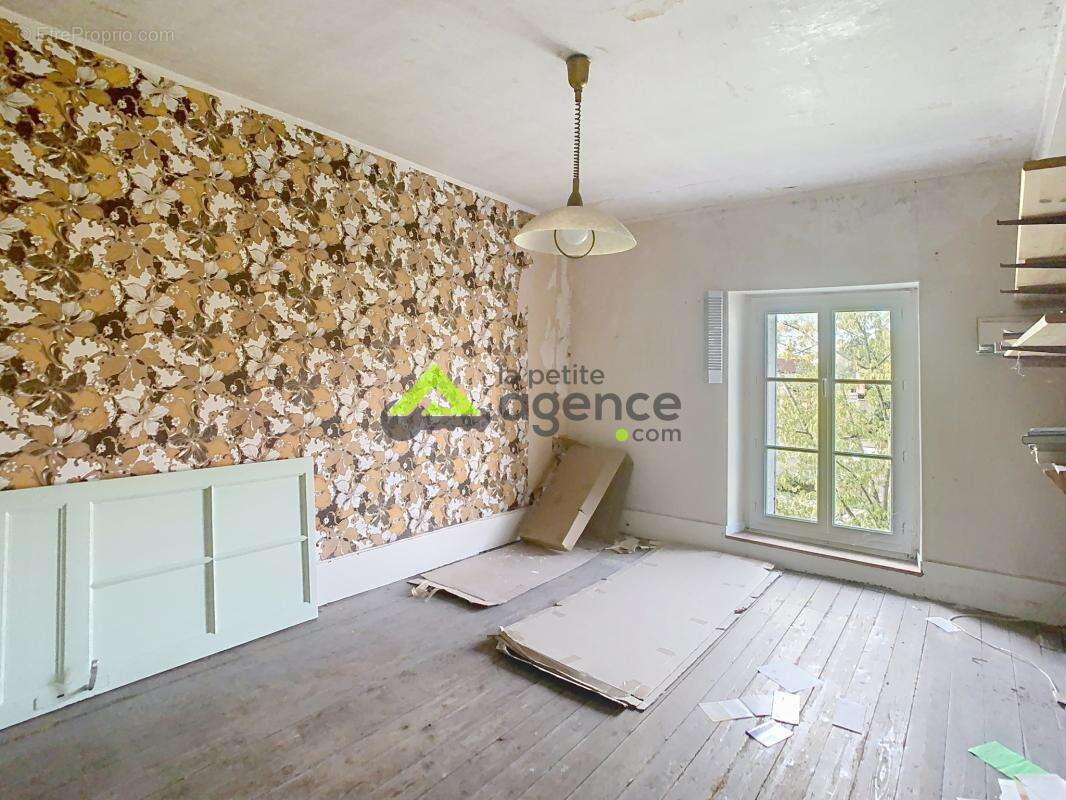 Maison à CHENERAILLES