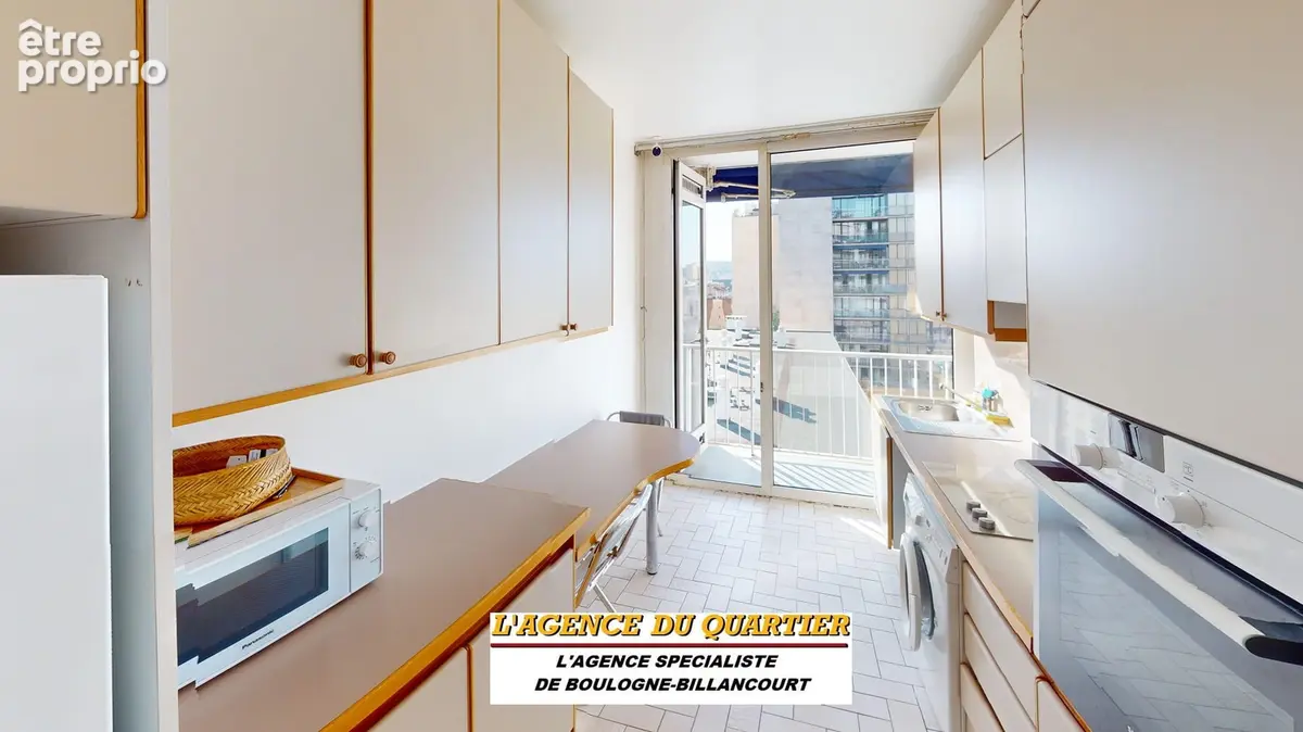 Place Corneille 3/4 pièces en étage élevé, 77 m² - photo 6