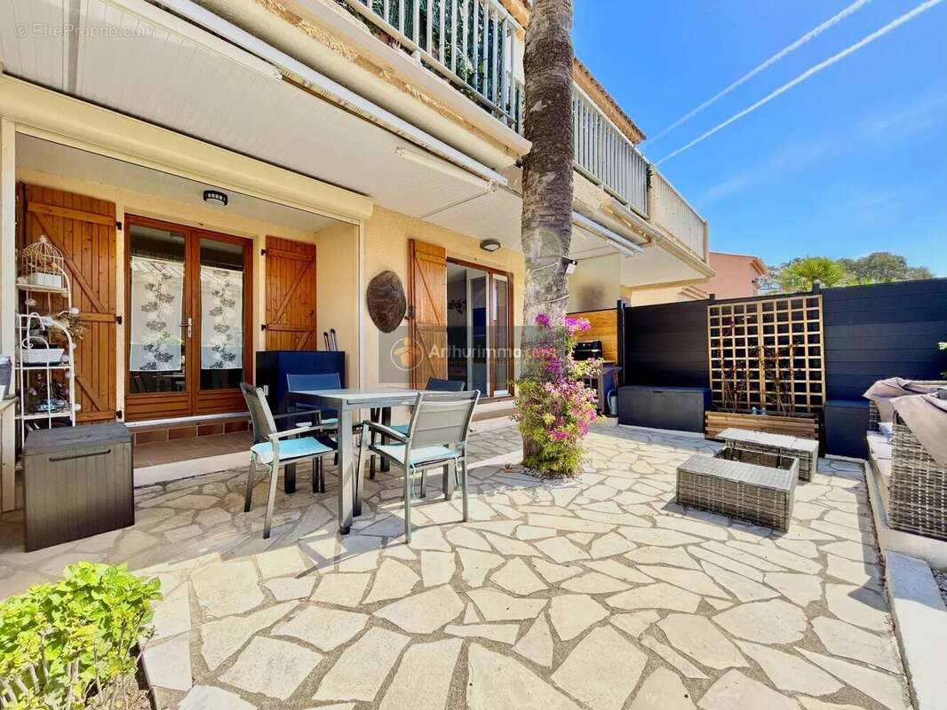 Appartement à FREJUS