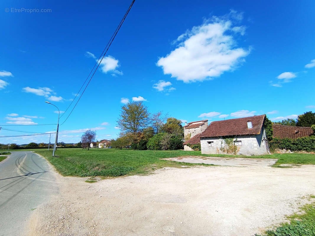 Maison à SAINT-VITE