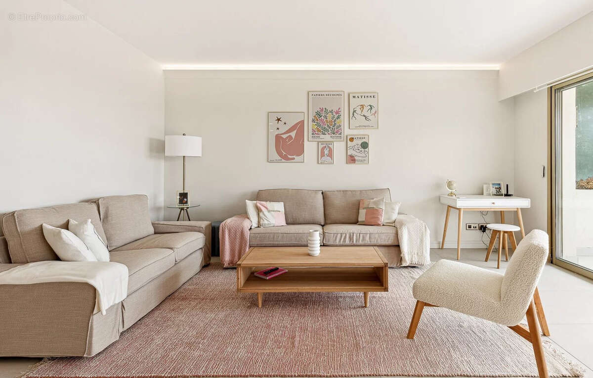 Appartement à CANNES