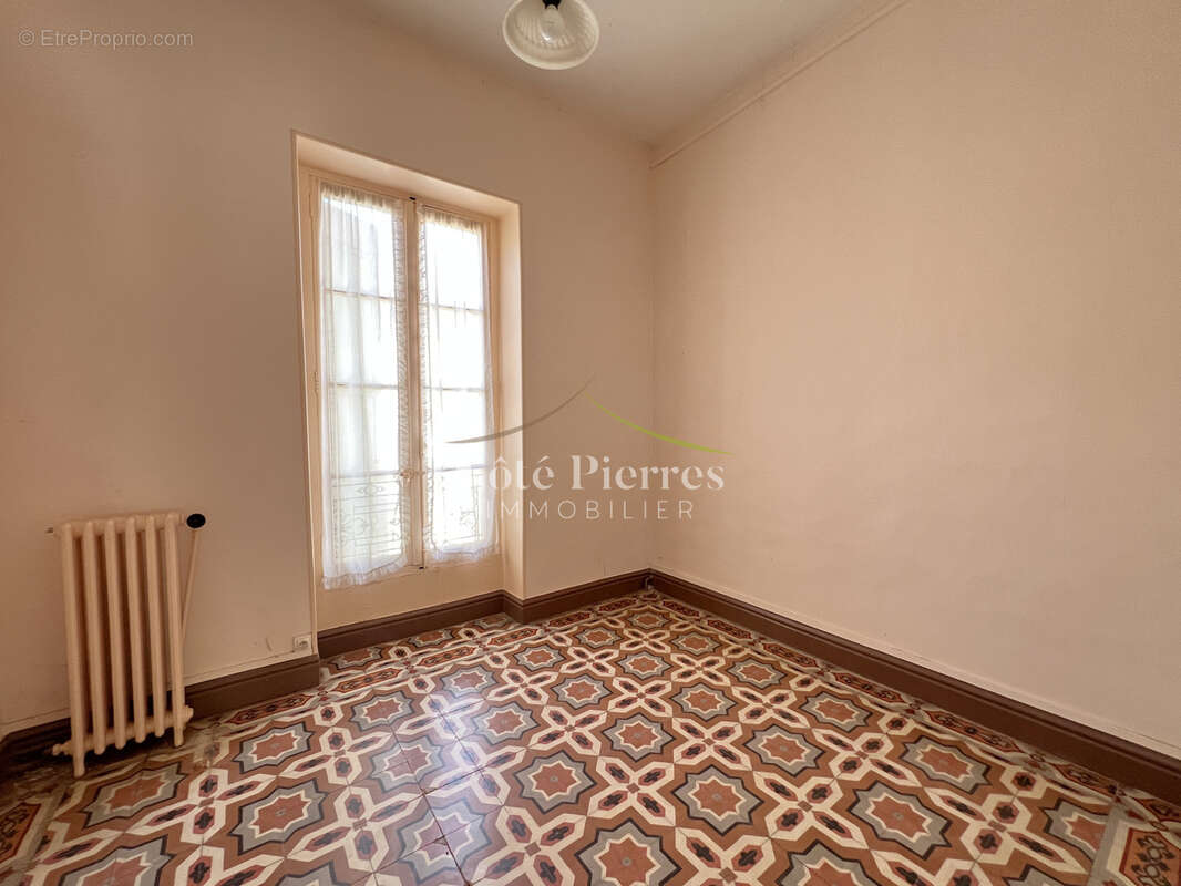 Maison à COMBAS
