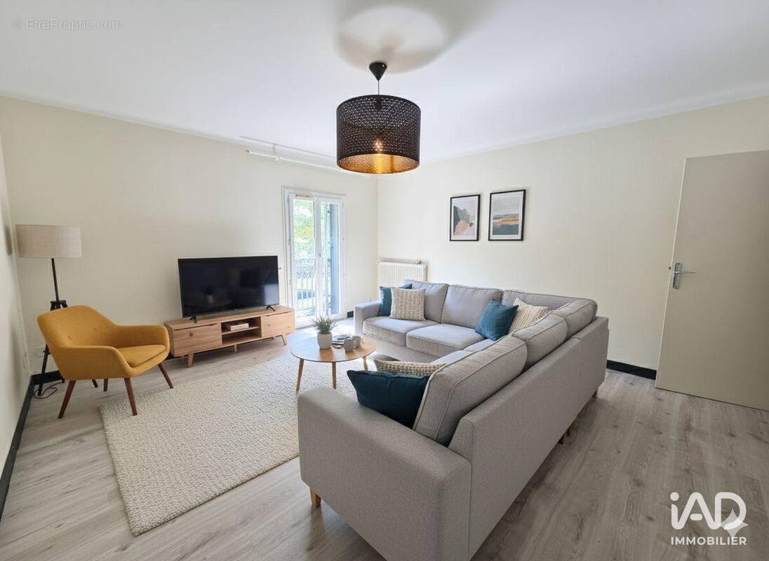 Photo 1 - Maison à LAVERUNE