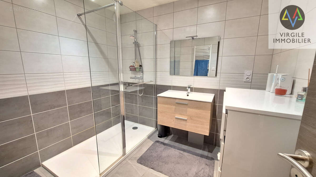 Appartement duplex entièrement rénové de aux Hôpitaux-Vieux - photo 6