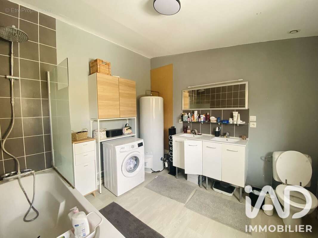 Maison 105 m² à Carvin  - photo 6