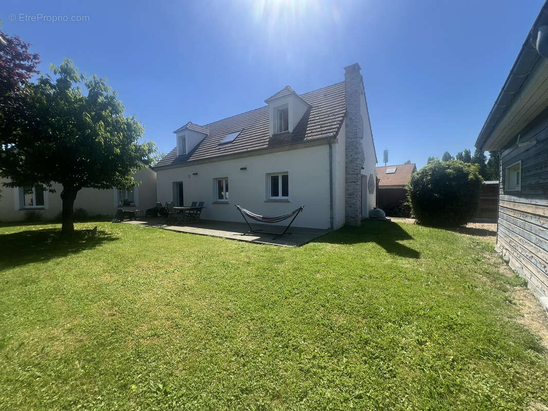 Maison à BAZAINVILLE
