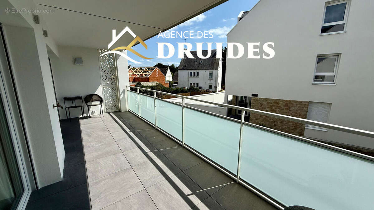 Carnac Centre Superbe appartement de 84m² avec Grande Terrasse Plein Sud, Parkings , Caves - photo 2