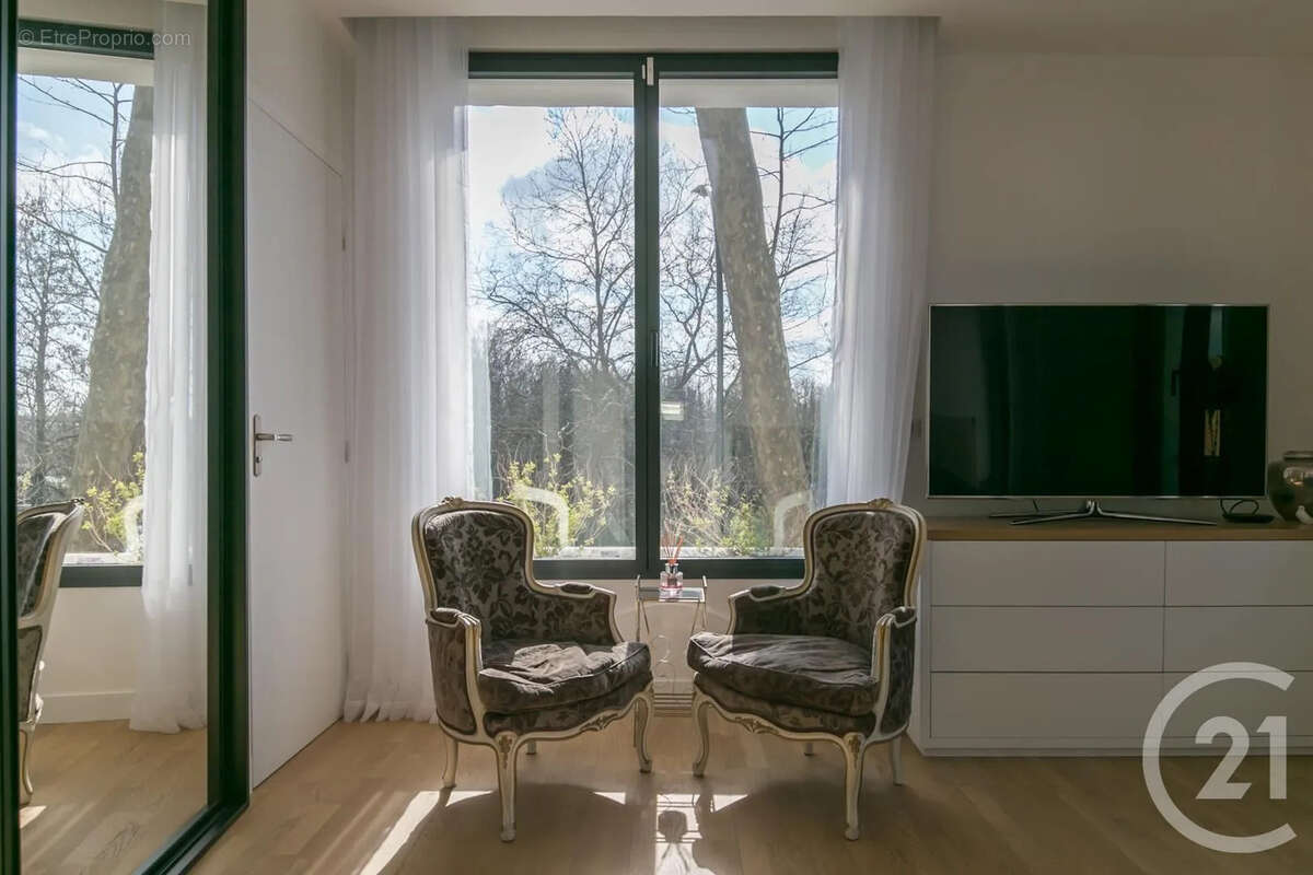 Maison à SAINT-MAUR-DES-FOSSES