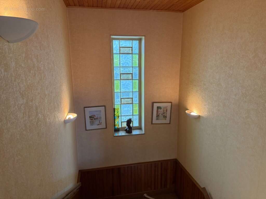 Maison à ECUISSES